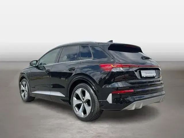 Neu Audi Q4 e-tron Performance 210 kW (286 PS) 2026 Schwarz SUV
