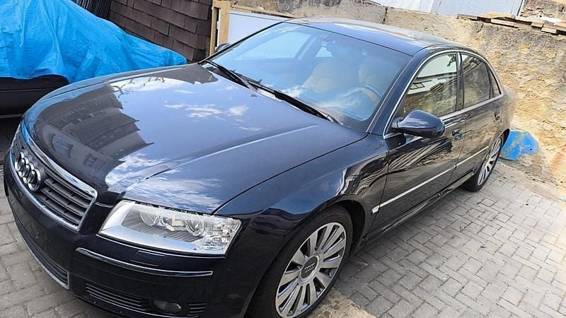Blau Gebraucht 2003 Audi A8 Limousine | 6.999 € (Teuer) - Bild 1/4