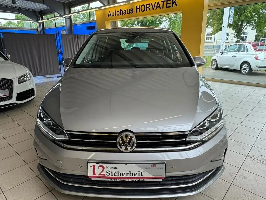 Gebraucht VW Golf 131 PS (96 kW) 2019 Silber SUV
