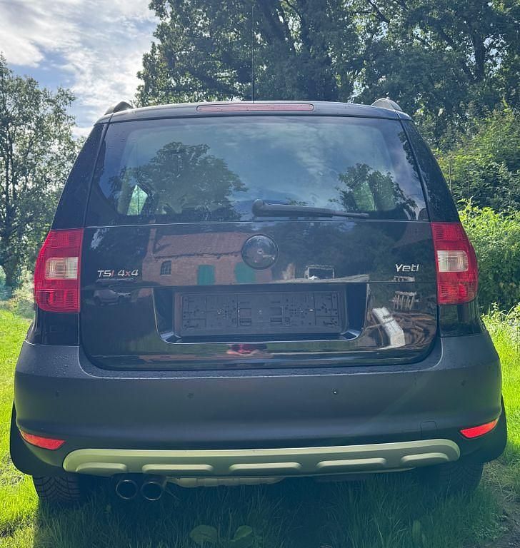 Gebraucht Skoda Yeti Ambition 160 PS (117 kW) 2011 Schwarz SUV