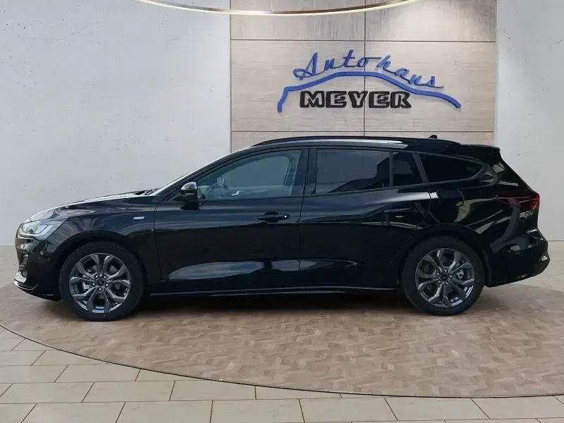 Neu Ford Focus ST-Line X 155 PS (114 kW) 2025 Agate black Kombi