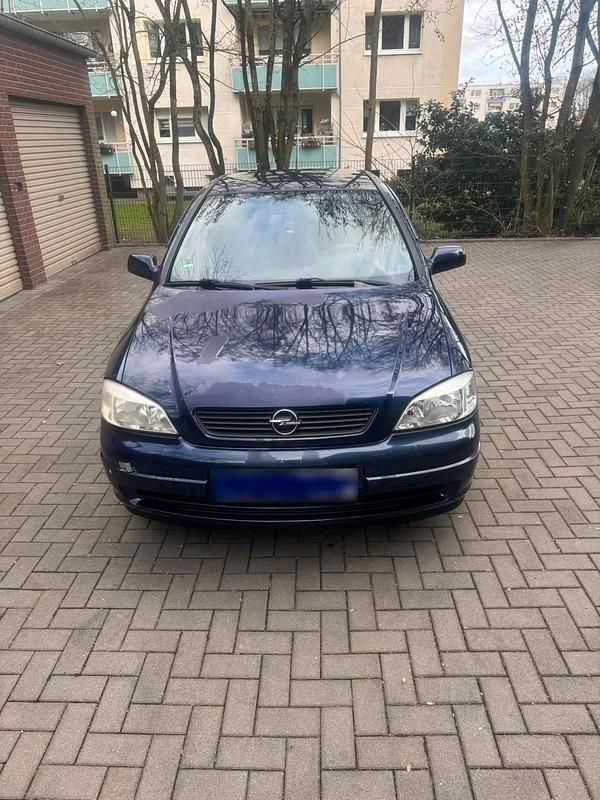 Gebraucht Opel Astra 101 PS (74 kW) 2000 Blau Kombi