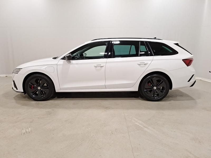 Gebraucht Skoda Octavia RS 245 PS (180 kW) 2022 Weiß Kombi
