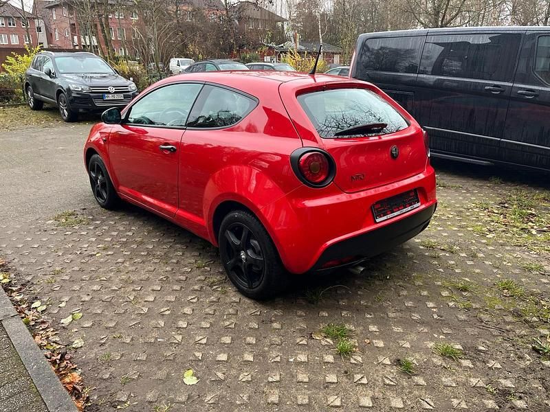 Gebraucht Alfa Romeo MiTo 78 PS (57 kW) 2009 Rot Kleinwagen