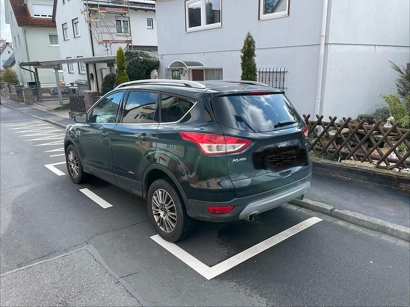 Gebraucht Ford Kuga 150 PS (110 kW) 2018 Schwarz SUV
