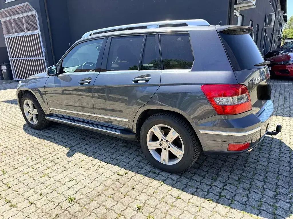 Gebraucht Mercedes GLK320 225 PS (165 kW) 2008 Grau SUV