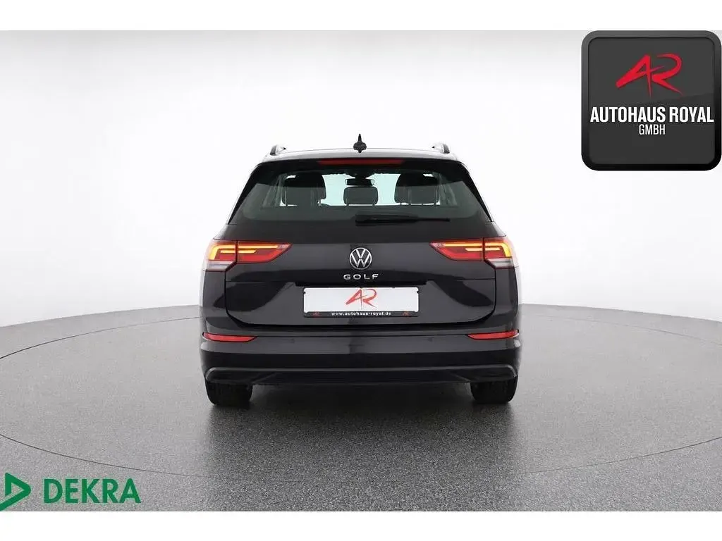 Gebraucht VW Golf VIII 150 PS (110 kW) 2023 Schwarz (metallic) Kombi