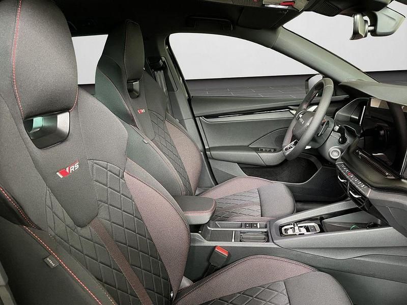 Neu Skoda Octavia RS 265 PS (194 kW) 2026 Schwarz Kombi