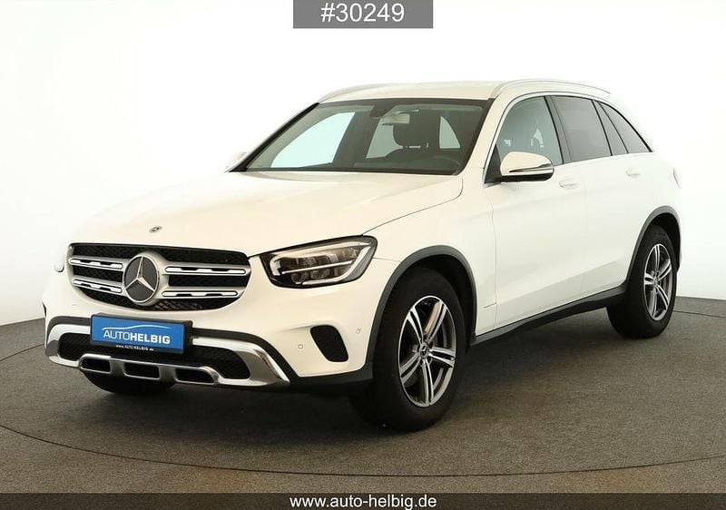 Polarweiss Gebraucht 2020 Mercedes GLC200 SUV | 29.990 € (Superpreis) - Bild 1/4