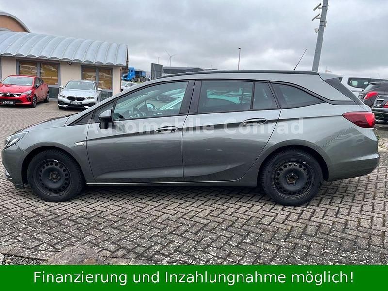 Gebraucht Opel Astra Edition 110 PS (80 kW) 2016 Grau Kombi