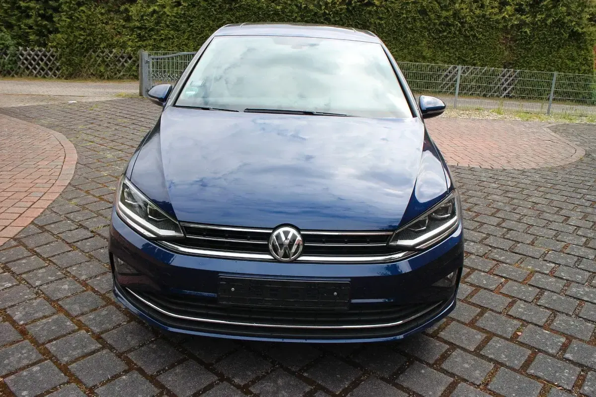 Gebraucht VW Golf Sportsvan Highline 131 PS (96 kW) 2018 Blau Van / Kleinbus