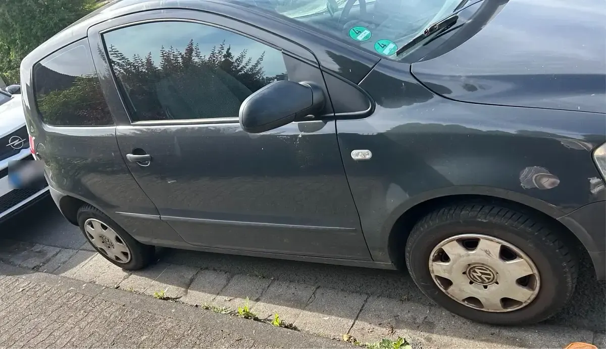 Gebraucht VW Fox 54 PS (39 kW) 2006 Schwarz Kleinwagen