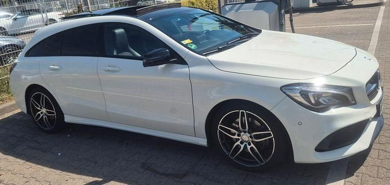 Gebraucht Mercedes CLA250 Shooting Brake 211 PS (155 kW) 2017 Weiß Kombi