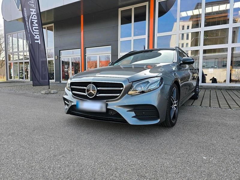 Gebraucht Mercedes E350 AMG line 286 PS (210 kW) 2019 Grau Kombi