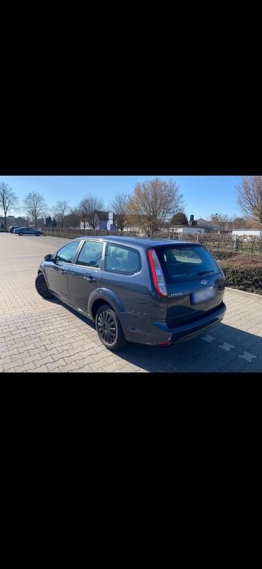 Usata Ford Focus 116 CV (85 kW) 2009 Grigio Station wagon