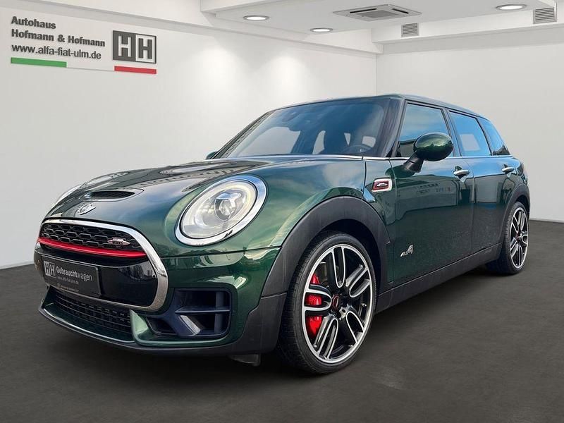 Grün Gebraucht 2017 Mini John Cooper Works Clubman Kombi | 18.490 € (Fairer Preis) - Bild 1/4
