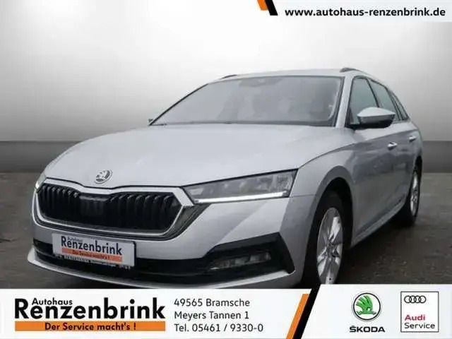 Grau Gebraucht 2021 Skoda Octavia Ambition Kombi | 22.949 € (Fairer Preis) - Bild 1/4