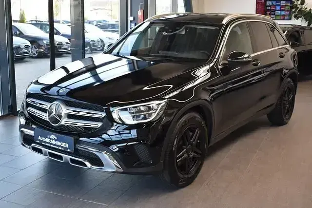 Gebraucht Mercedes GLC220 194 PS (142 kW) 2020 Schwarz SUV