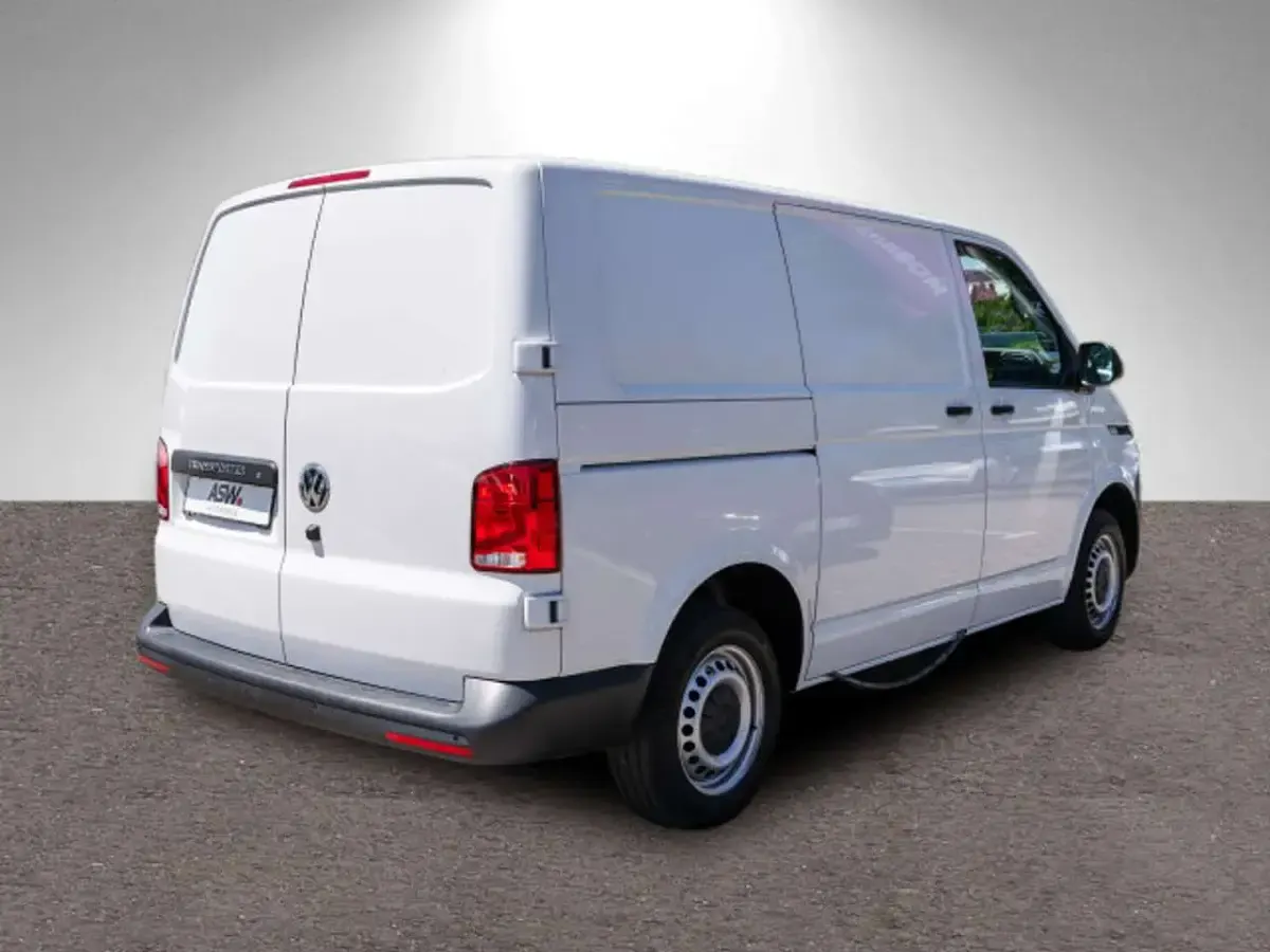 Begagnad VW Transporter 150 HK (110 kW) 2024 Vit Van