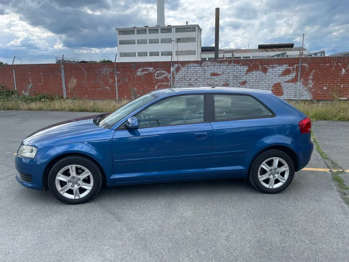 Gebraucht Audi A3 102 PS (75 kW) 2008 Blau Kleinwagen
