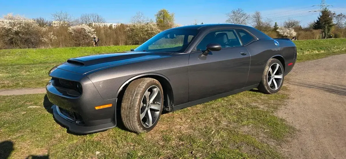 Gebraucht Dodge Challenger 360 PS (264 kW) 2019 Grau Coupé