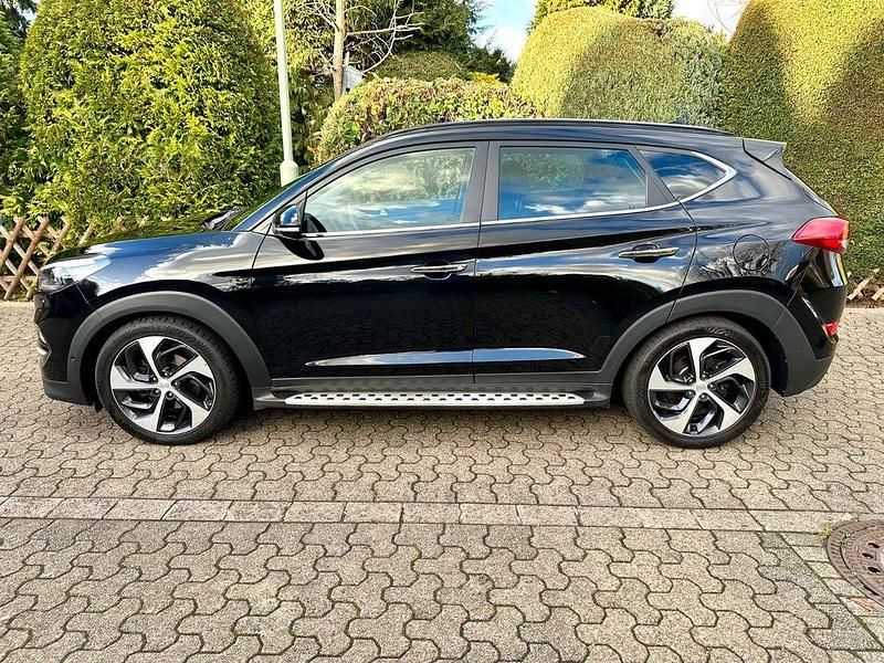 Gebraucht Hyundai Tucson Edition 177 PS (130 kW) 2017 Schwarz SUV