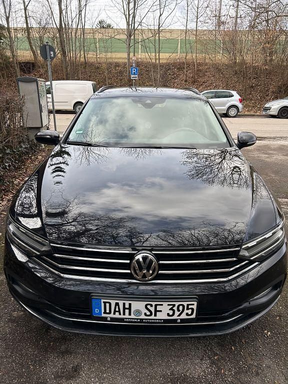 Gebraucht VW Passat Business 150 PS (110 kW) 2020 Schwarz Kombi