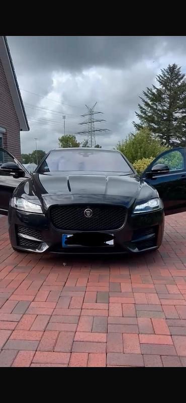 Gebraucht Jaguar XF 241 PS (177 kW) 2020 Schwarz Limousine