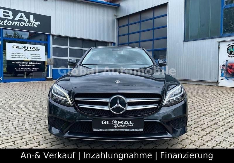 Gebraucht Mercedes C200 Avantgarde 160 PS (117 kW) 2020 Grau Limousine