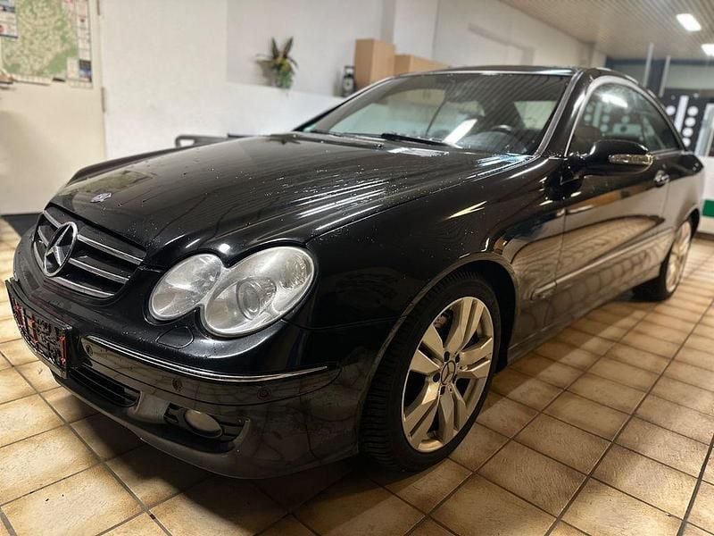 Gebraucht Mercedes CLK320 224 PS (164 kW) 2007 Schwarz Coupé