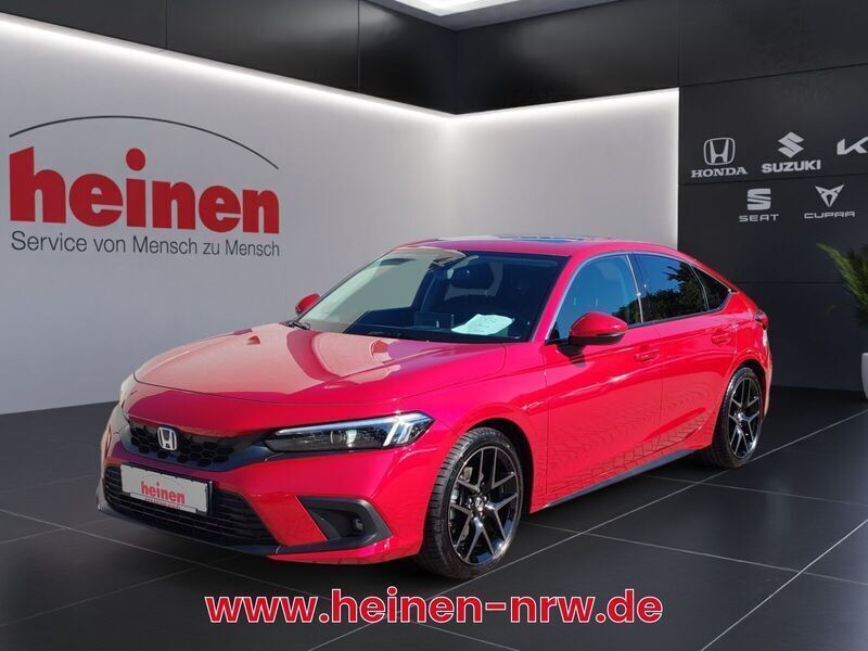 Rot Gebraucht 2023 Honda Civic Advance Limousine | 33.899 € (Etwas zu teuer) - Bild 1/4