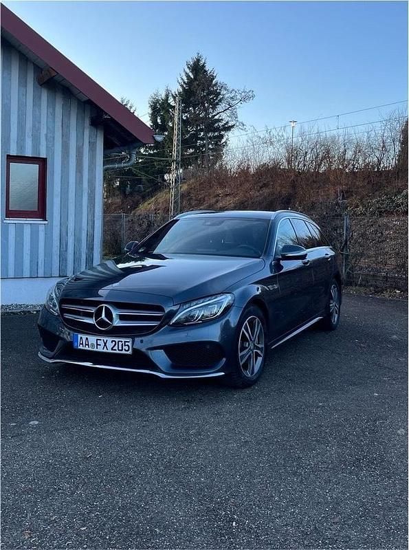 Grau Gebraucht 2014 Mercedes C250 AMG line Kombi | 14.990 € (Guter Preis) - Bild 1/4