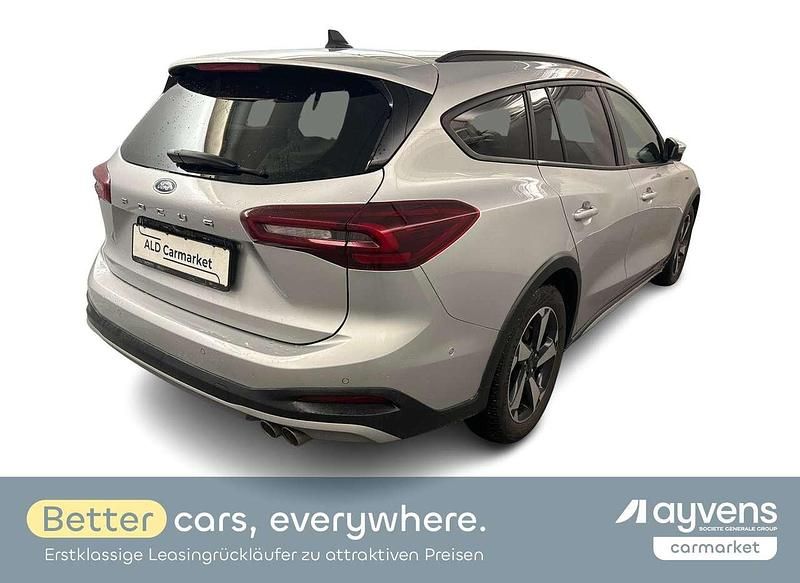 Gebraucht Ford Focus Active 116 PS (85 kW) 2023 Polarsilber metallic Coupé