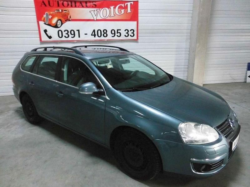 Gebraucht VW Golf V Comfortline 105 PS (77 kW) 2009 Grün Kombi