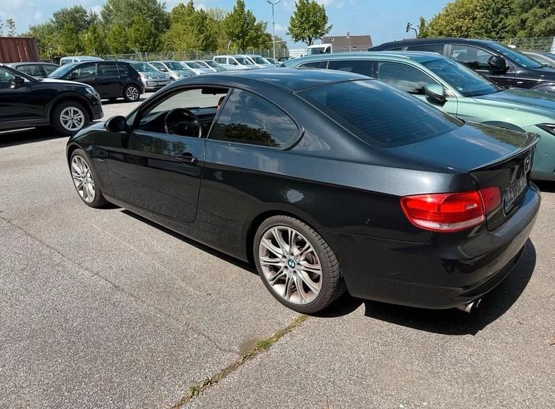 Gebraucht BMW 325 Performance 218 PS (160 kW) 2006 Schwarz Coupé
