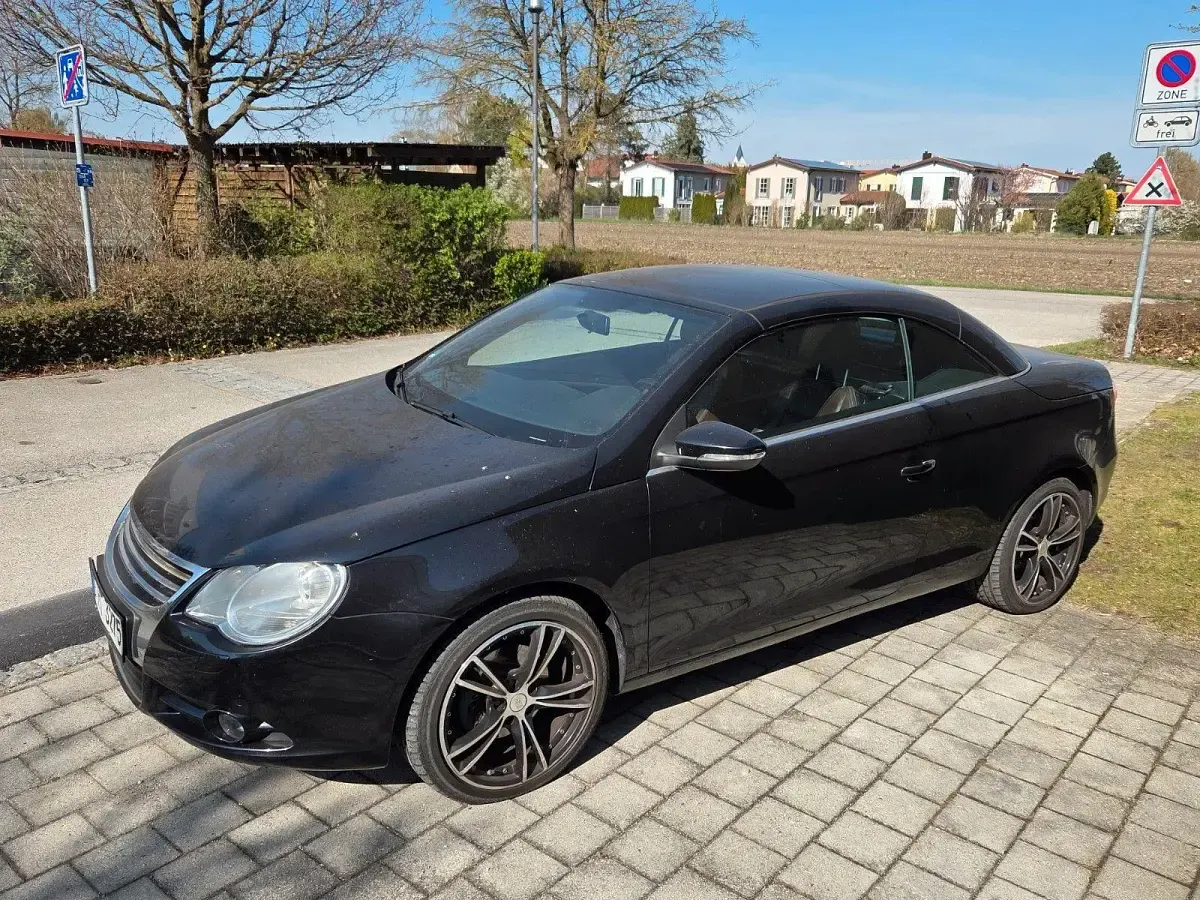 Second-hand VW Eos Edition 122 CP (89 kW) 2009 Negru Cabrio