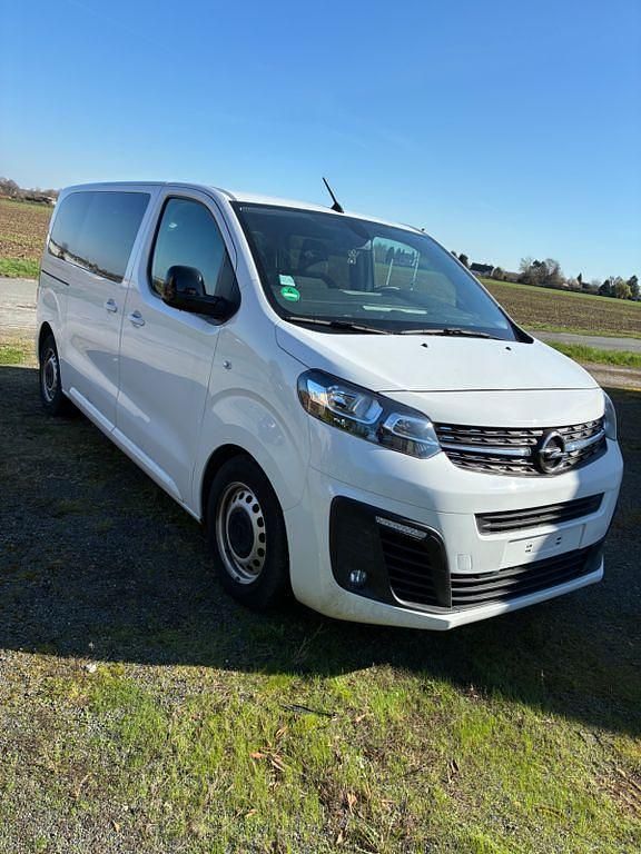 Gebraucht Opel Vivaro 120 PS (88 kW) 2022 Weiß Van / Kleinbus
