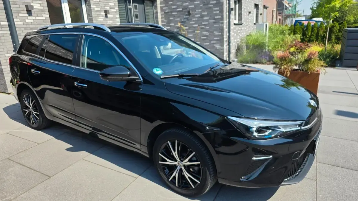 Gebraucht MG MG5 EV Luxury 130 kW (177 PS) 2022 Schwarz Kombi