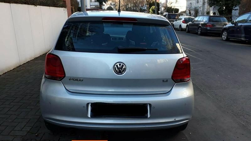 Gebraucht VW Polo Highline 86 PS (63 kW) 2009 Silber Kleinwagen