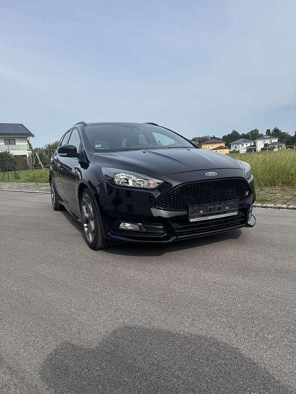 Gebraucht 2018 Ford Focus ST Kombi | 14.499 € (Guter Preis) - Bild 1/4