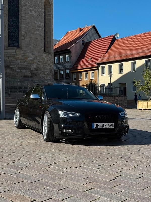 Schwarz Gebraucht 2014 Audi S5 Design Coupé | 35.000 € - Bild 1/4