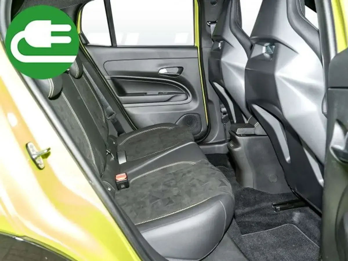 Gebraucht Abarth 600e Scorpionissima 206 kW (281 PS) 2025 Grün SUV