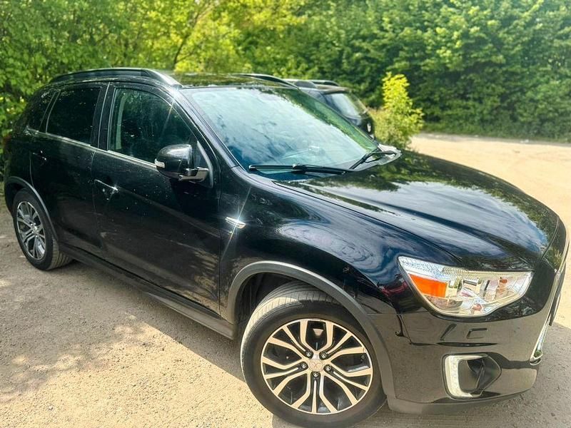 Schwarz Gebraucht 2016 Mitsubishi ASX Plus SUV | 12.800 € (Teuer) - Bild 1/4