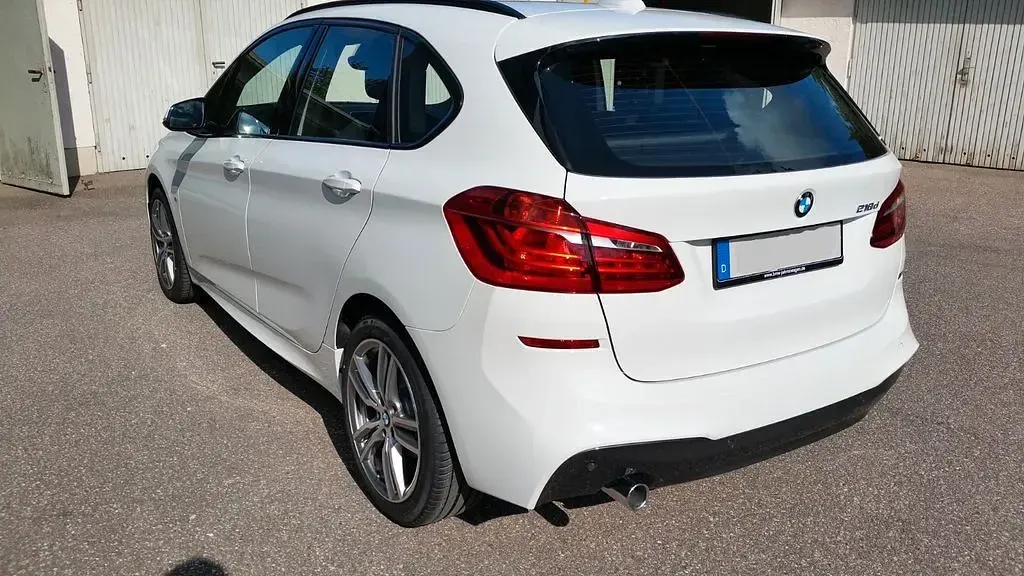 Gebraucht BMW 218 Active Tourer M Sport 150 PS (110 kW) 2016 Weiß Van / Kleinbus