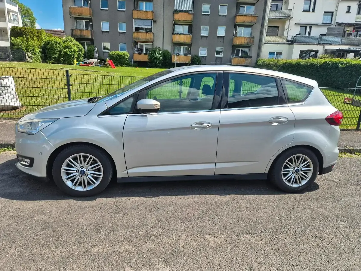 Gebraucht Ford C-MAX 150 PS (110 kW) 2016 Silber Van / Kleinbus