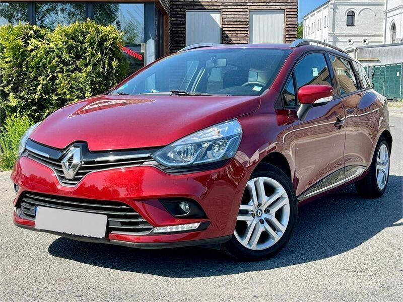 Rot Gebraucht 2018 Renault Clio IV Dynamique Limousine | 9.000 € (Fairer Preis) - Bild 1/4
