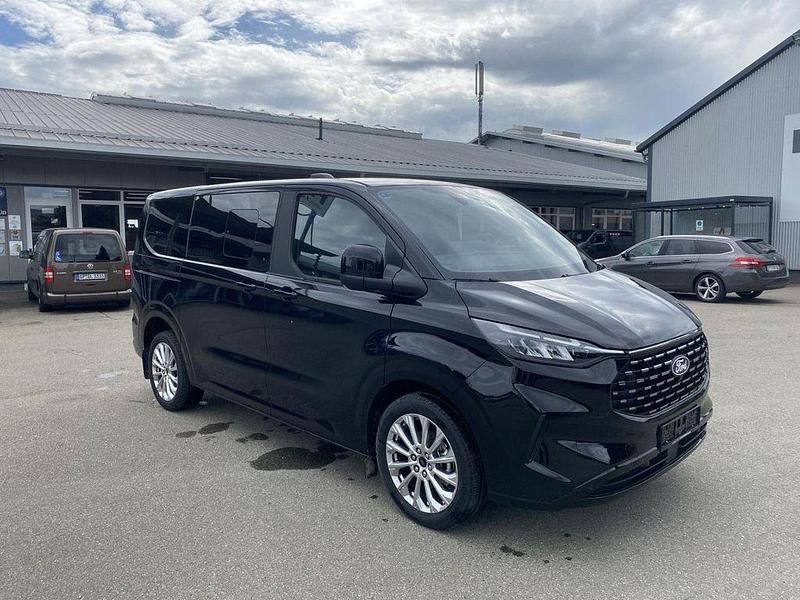 Neu Ford Tourneo Titanium 170 PS (125 kW) 2026 Agate black metallic Van / Kleinbus
