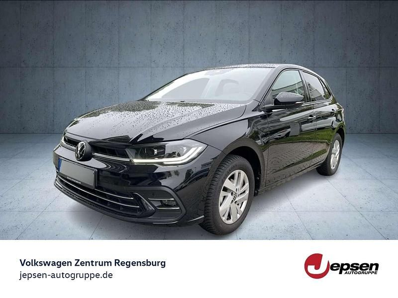 Rauchgrau metallic Gebraucht 2024 VW Polo Move Kleinwagen | 19.970 € (Fairer Preis) - Bild 1/4