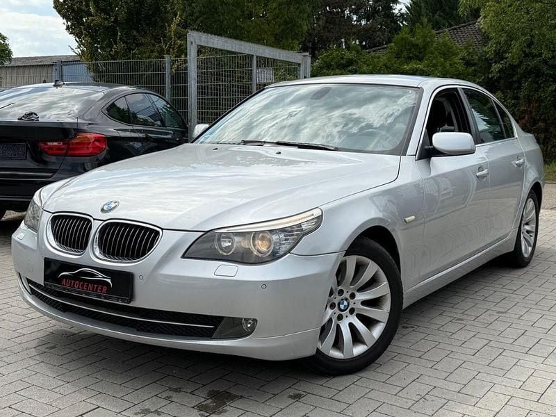 Gebraucht BMW 523 Performance 190 PS (139 kW) 2009 Silber Limousine