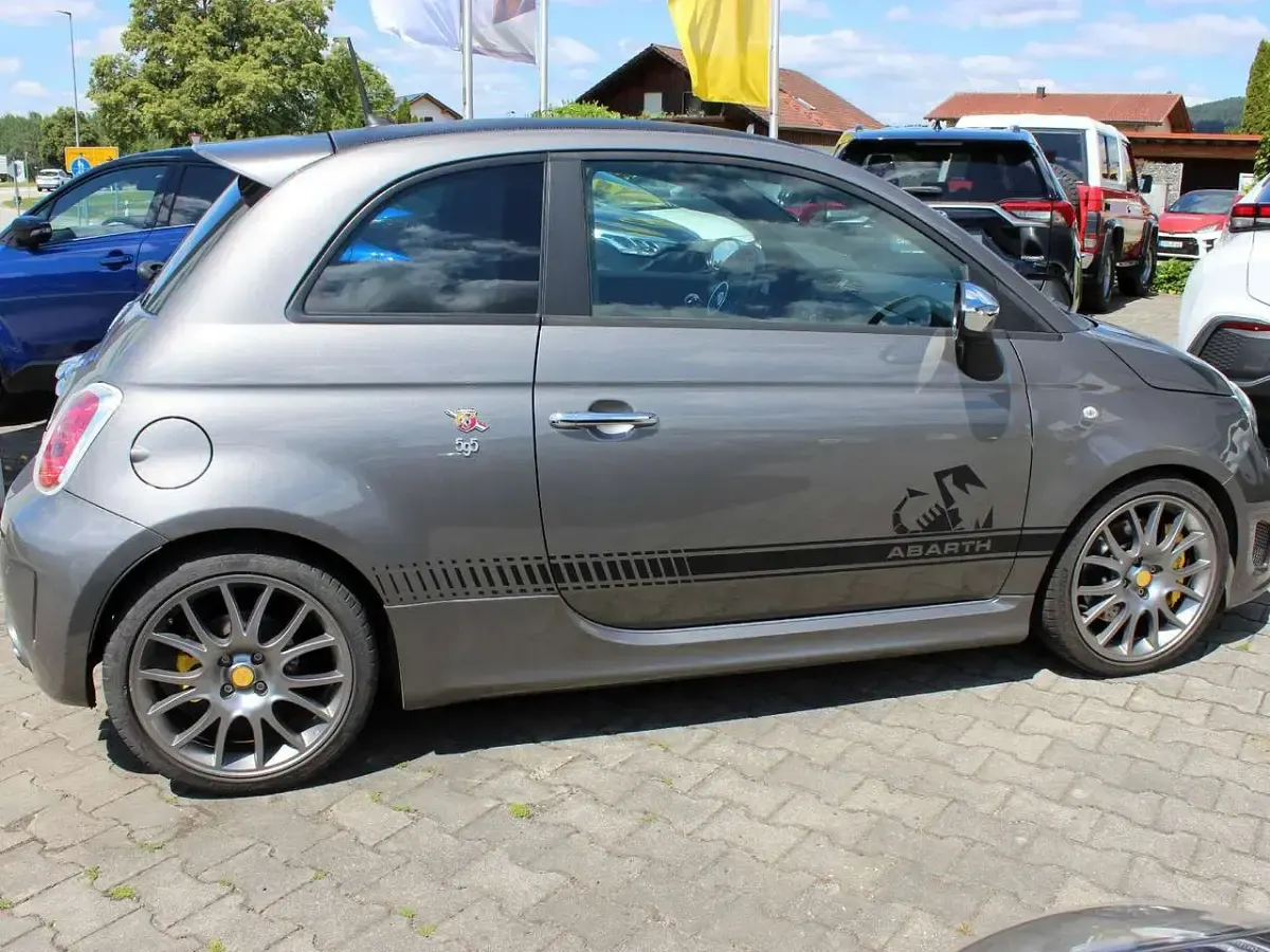 Gebraucht Abarth 595 Competizione 179 PS (131 kW) 2015 Colore esterno (record grau) Kleinwagen
